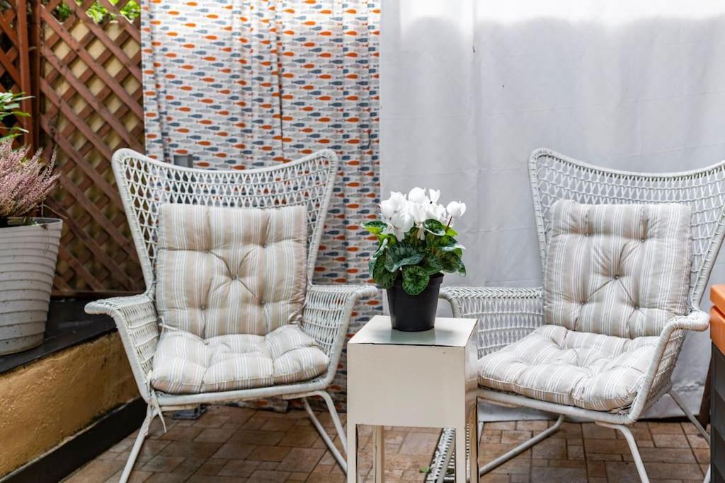 Lily'S - Near Harbor And Downtown With Terrace - Italy Flat Vacation Appartement Genua Buitenkant foto