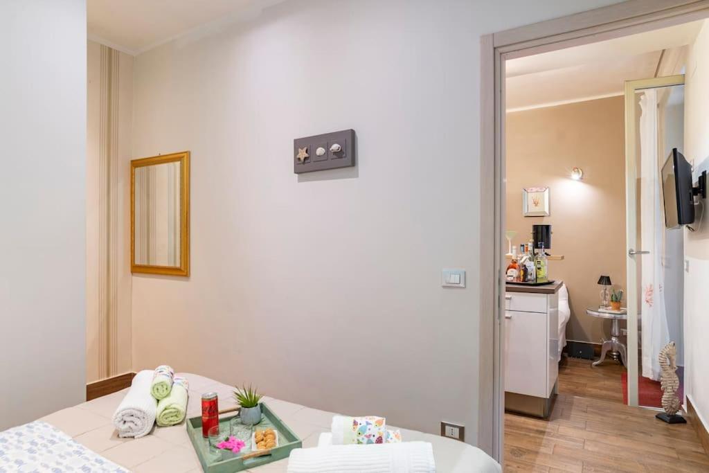 Lily'S - Near Harbor And Downtown With Terrace - Italy Flat Vacation Appartement Genua Buitenkant foto